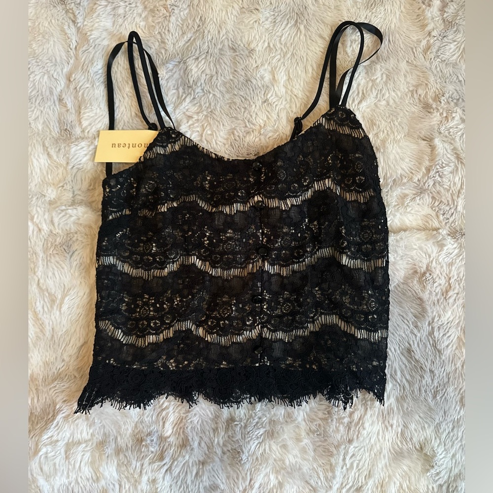 Monteau Lace crop top